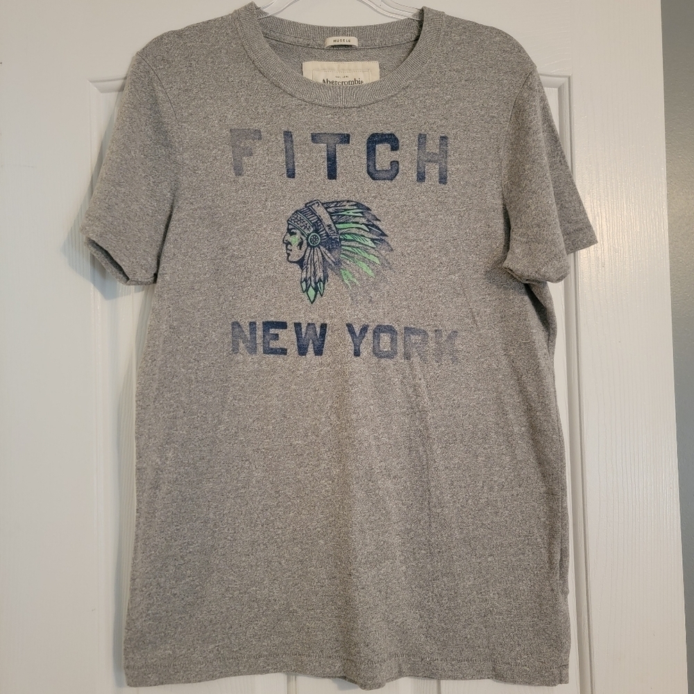 Abercrombie & Fitch Men's Heather Gray Muscle Tee